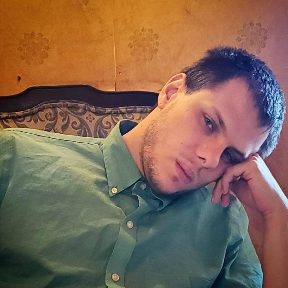 Meet your Posher, Henry